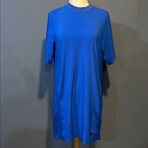 Women’s Nike Blue Ruched Shift Dress with Pockets. Small